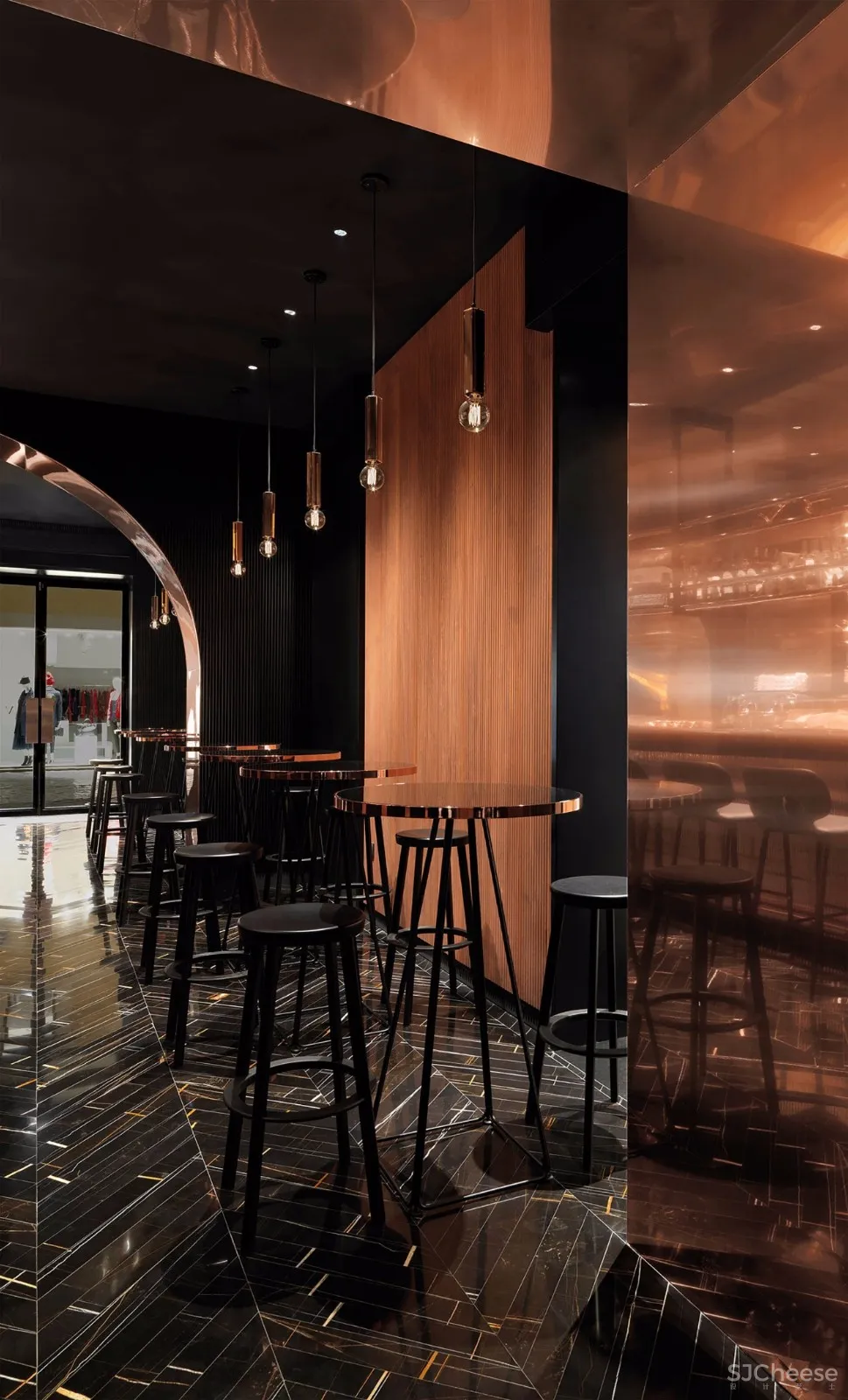 Daniela Colli | 将过去与未来融为一体