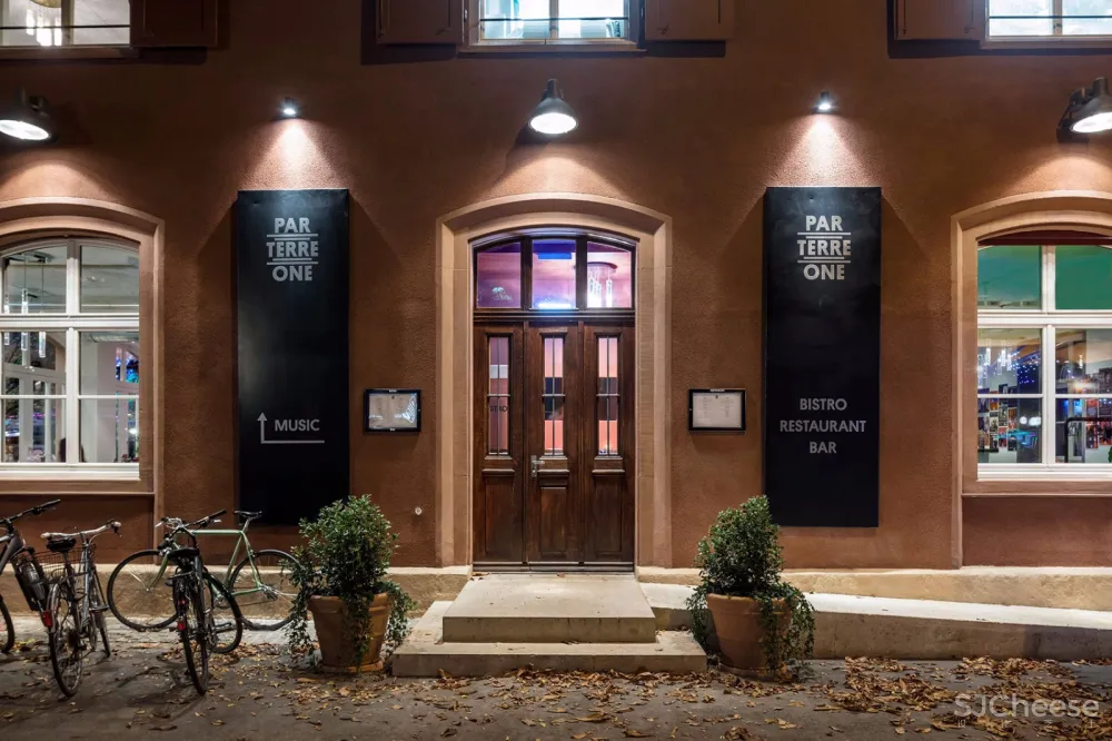 新作 | FOCKETYN DEL RIO Studio:瑞士 Parterre One 餐厅&酒吧