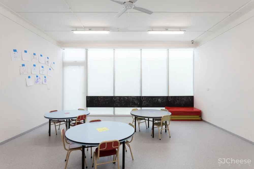 Dirección General de Arquitectura + MDUyT + GCBA:新儿童发展中心 Child Development Centre Commune 8