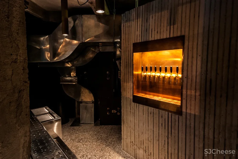 “过时的”混凝土泰国餐厅 / Lump