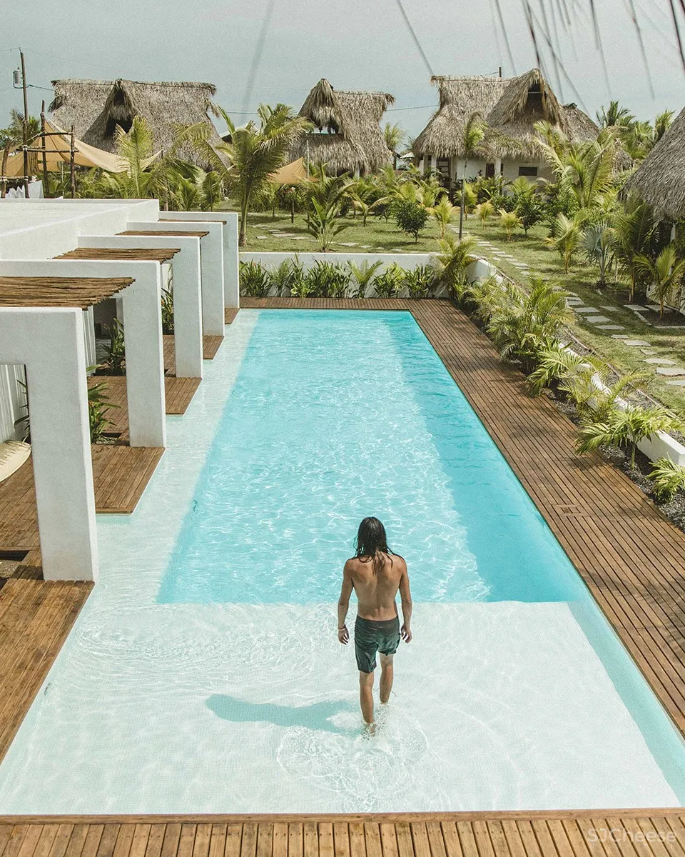 Swell冲浪与生活度假酒店，危地马拉 / Elan Ibghy + Marie Bonnefond