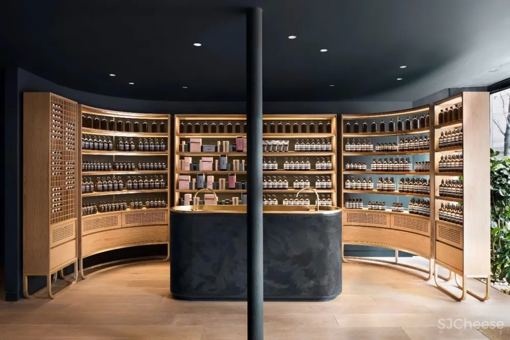 Alain Carle | 创造小而精致的空间