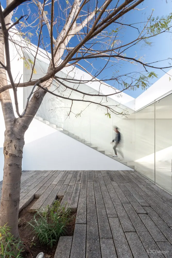 House JA / HW-STUDIO