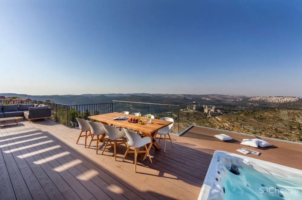 与0932相媲美的设计师丨只做简约纯粹的设计