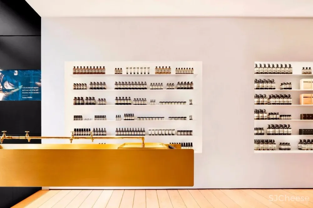 Alain Carle | 创造小而精致的空间