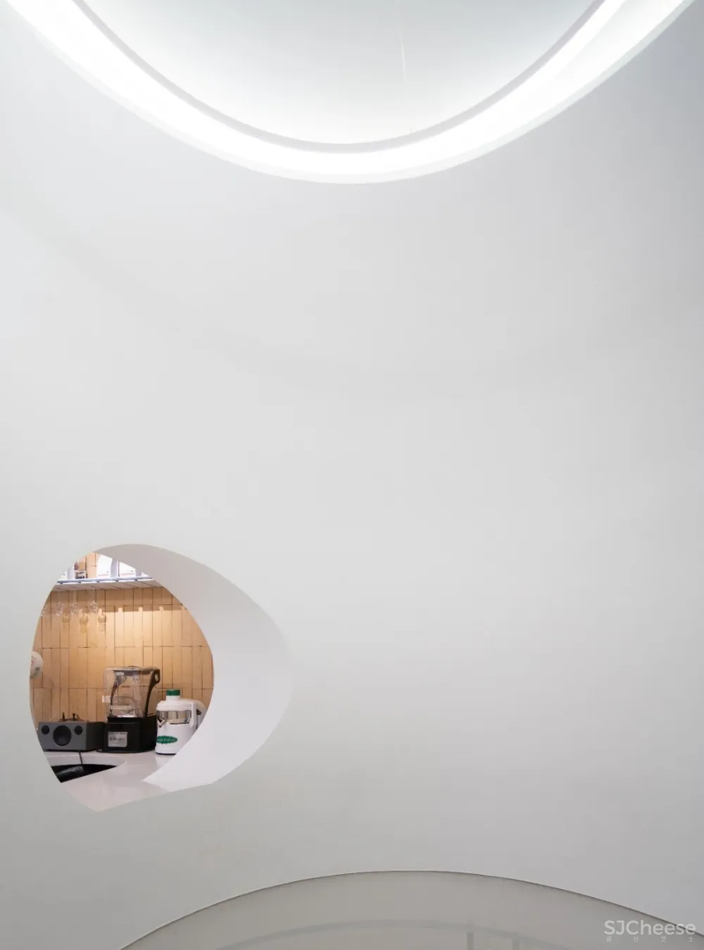 一间“羊肚子”里的咖啡馆