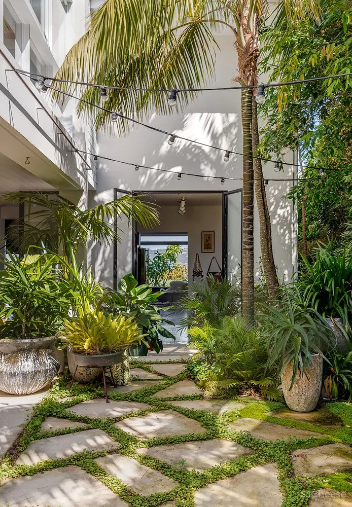 Derby House / Akin Atelier