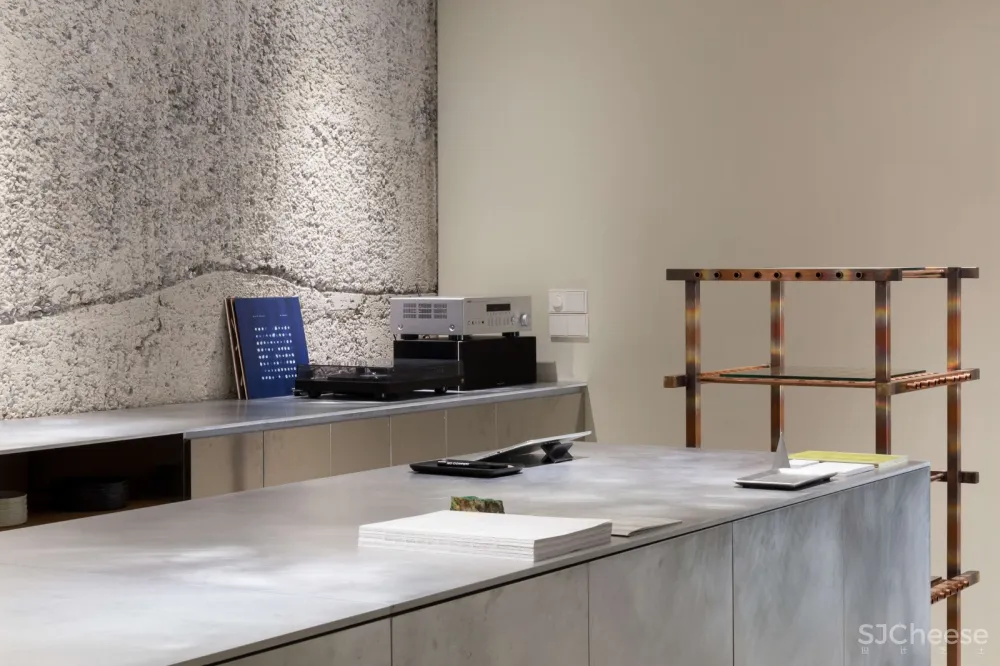 首发 | Creative Studio Unravel：首尔物质性概念咖啡馆