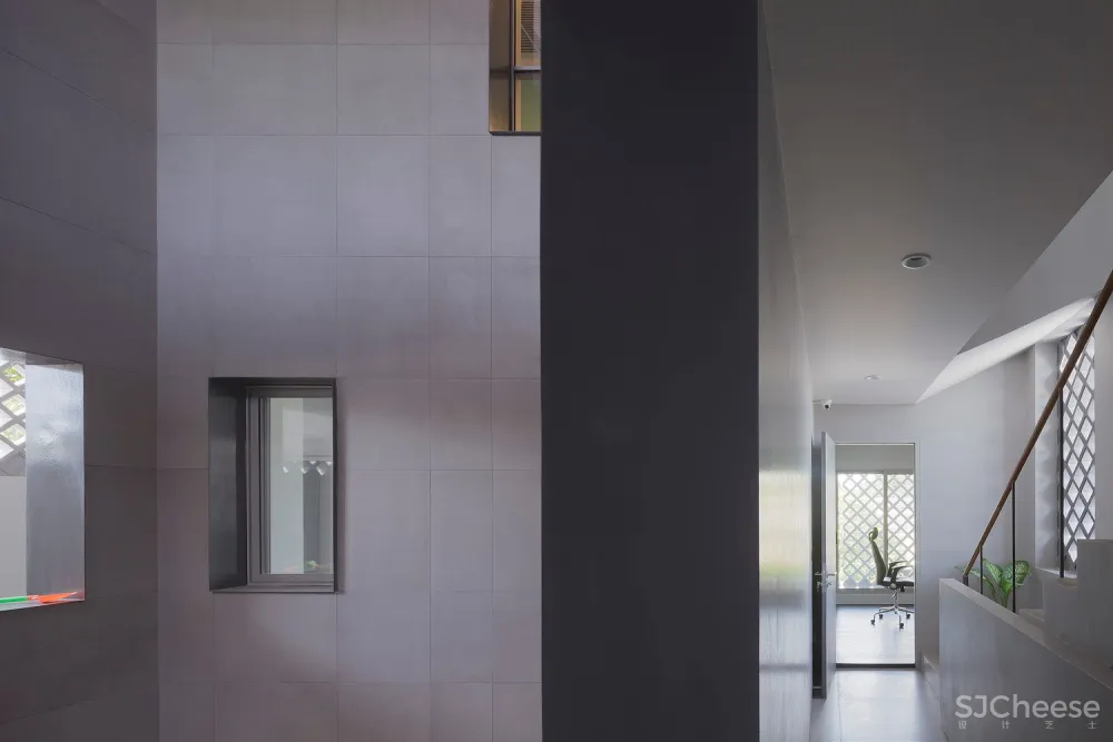 泰国镂空混凝土砖住宅 / all(zone)