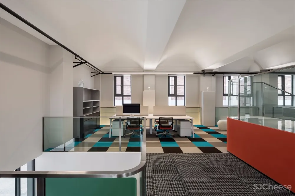 得德设计 | 天津311摄影工作室:以光感知,空间掠“影”