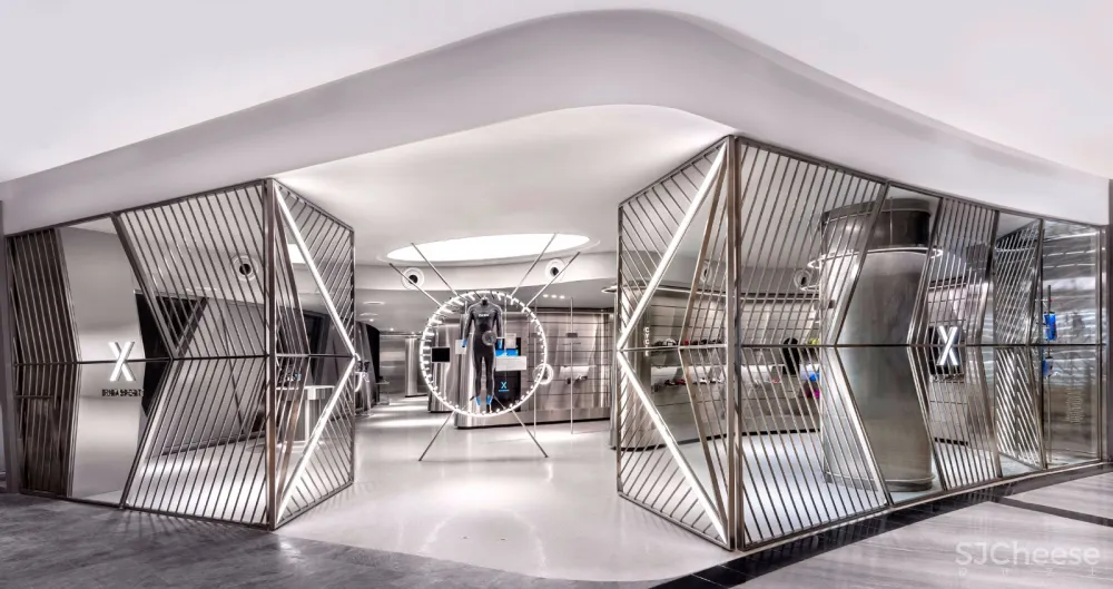 首发 | Ministry of Design:新加坡机场未来主义运动商店