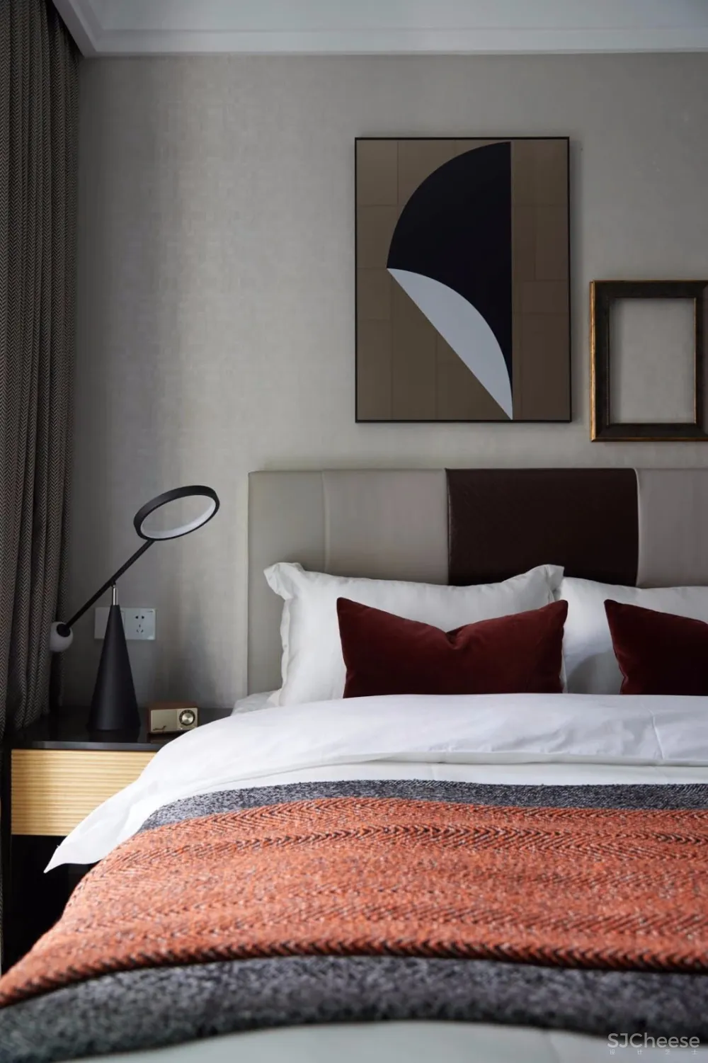 ‘’红梨色‘’点缀的奢丽雅致样板房丨这是一场以取悦自我为主题的视觉盛宴