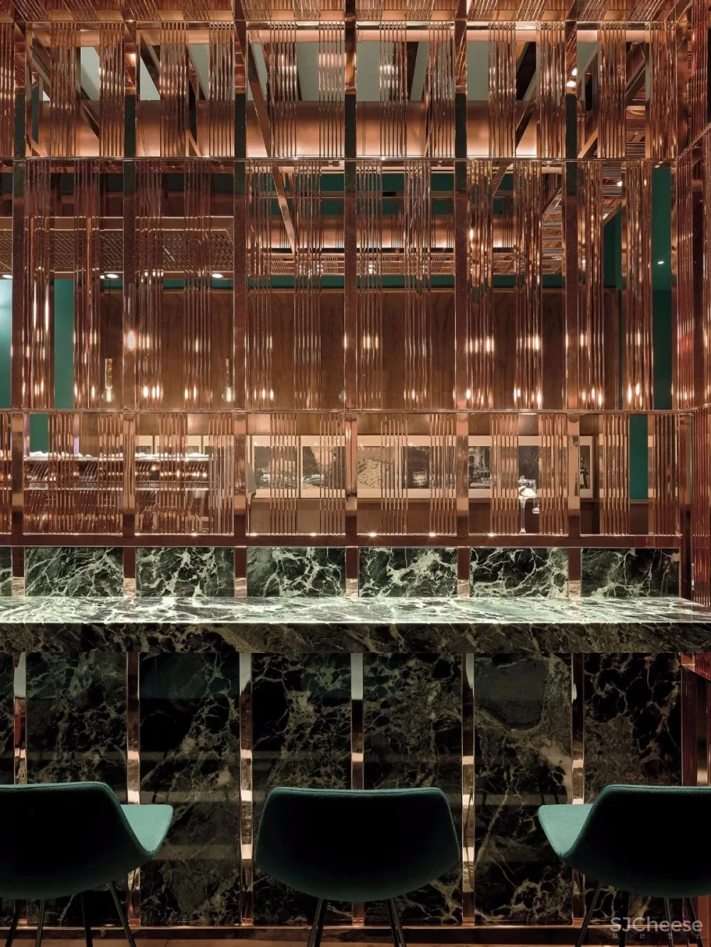 Daniela Colli | 将过去与未来融为一体