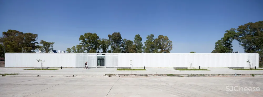 Dirección General de Arquitectura + MDUyT + GCBA:新儿童发展中心 Child Development Centre Commune 8