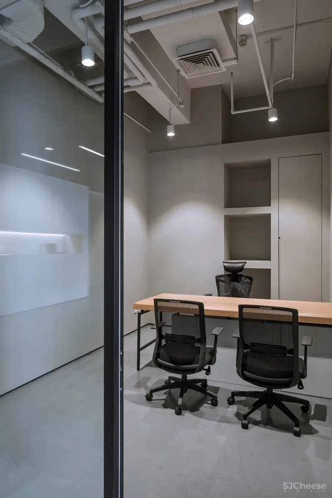 华成智云总部 / 班得建筑