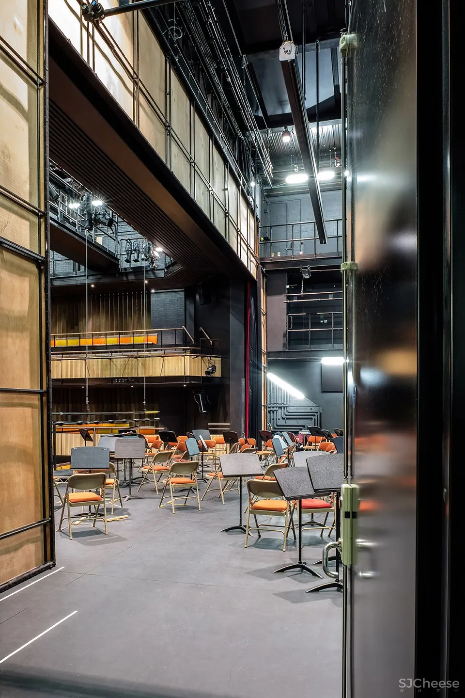 佩斯学校Peter Hall表演艺术中心,英国剑桥 / Haworth Tompkins