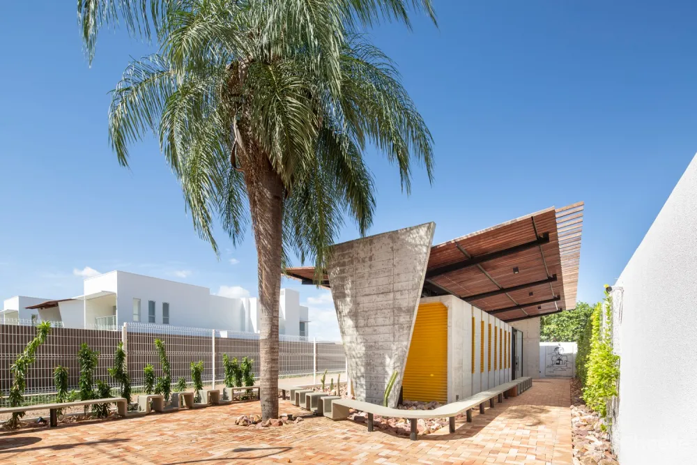 Lins Arquitetos Associados工作室/ Lins Arquitetos Associados