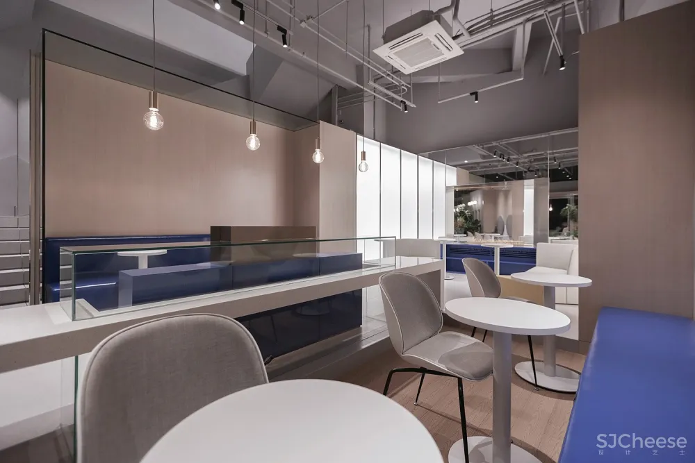 ROUND STUDIO / 渝恩概念室内设计