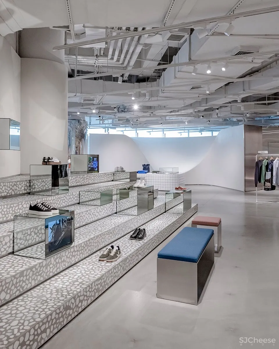 新作 | Kokaistudios:上海 Assemble by Réel概念零售店