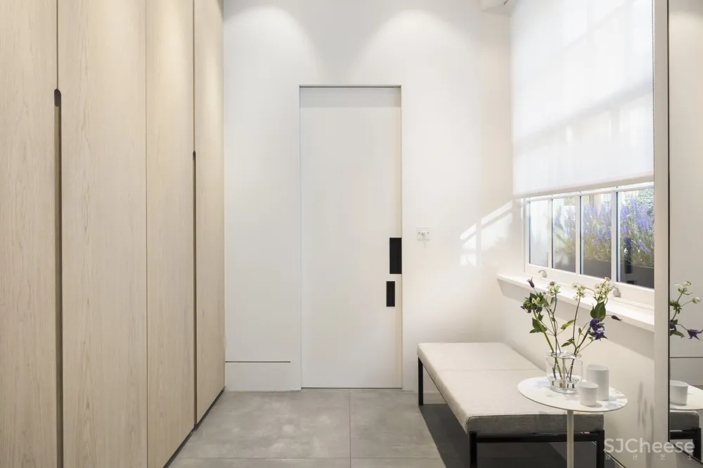 Louise Holt新作 | 永恒的简约美学