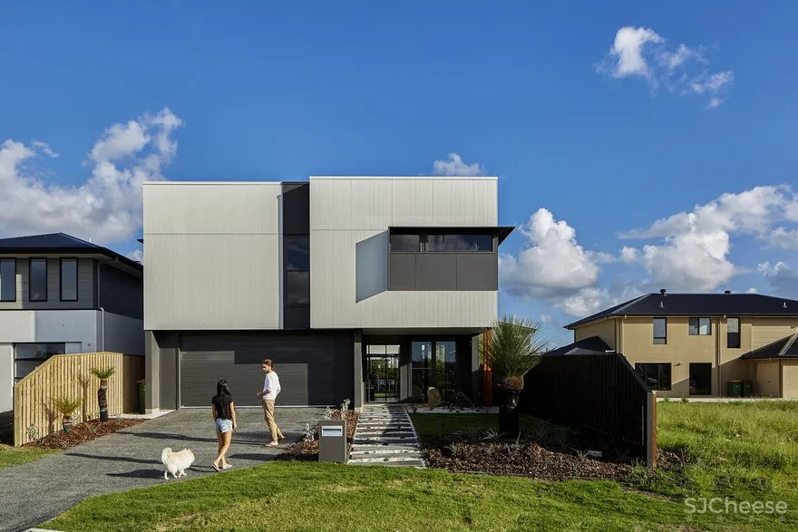 Helensvale Haus in South East Queensland / Happy Haus