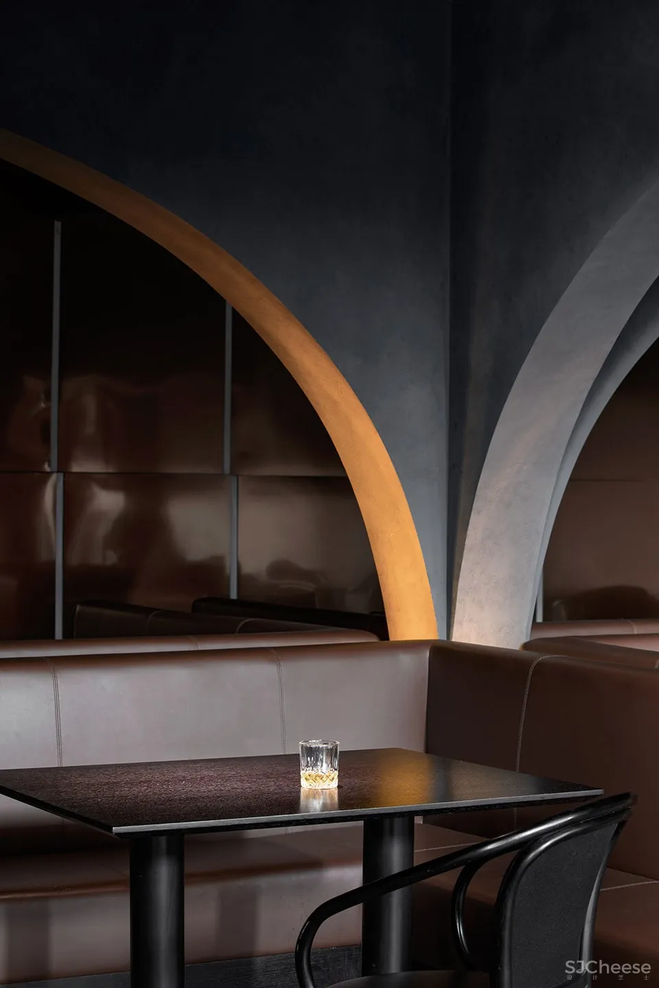 薄荷花园酒吧,河北 / 侯天天+李成+刘晓鲁