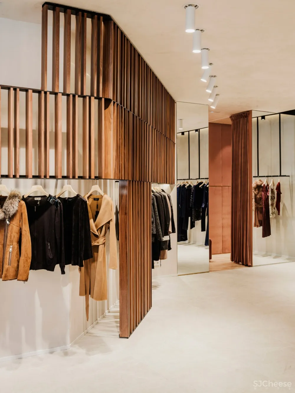 巴塞罗那JAVIER SIMORRA旗舰店 MESURA