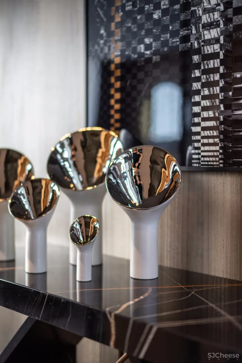 新作 | 775m² 深圳半岛城邦 270° 云海天幕超级顶复,无敌空中泳池