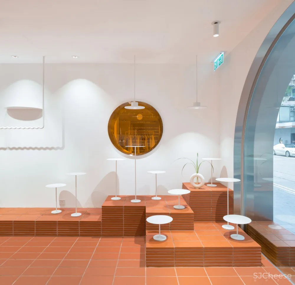 香港Her时尚商店兼咖啡馆 CLAP Studio