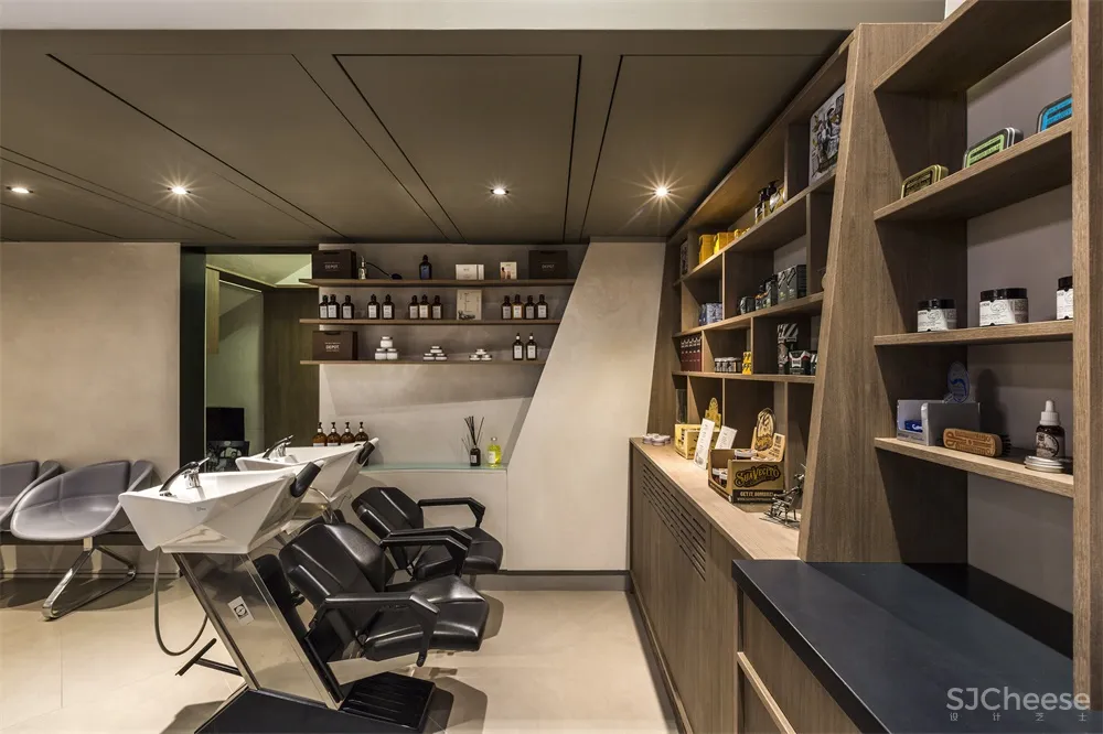 Denis Dino Bassani | 意大利Salone Silvano理发店