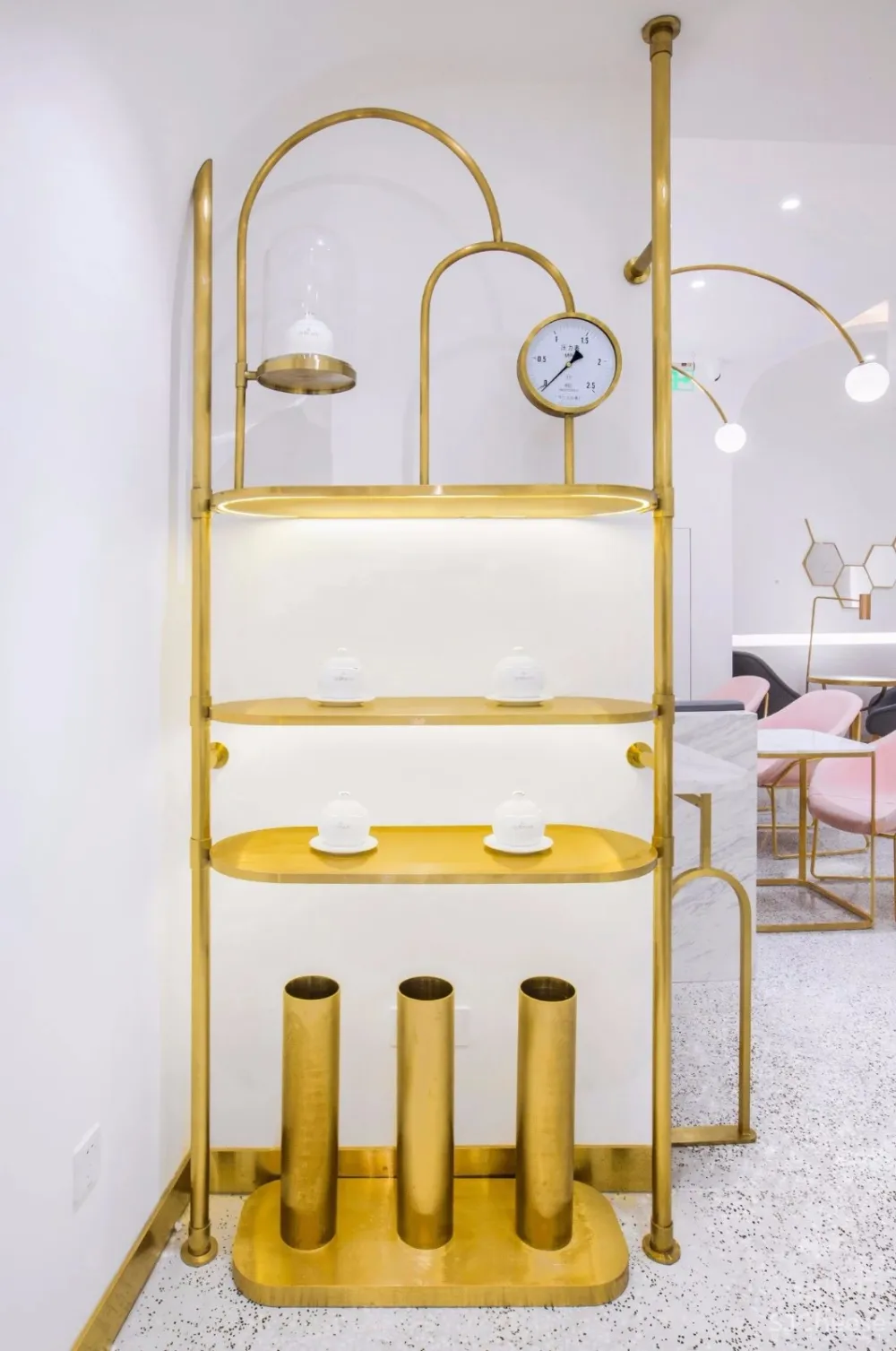 精致优雅的燕窝甜品实验室