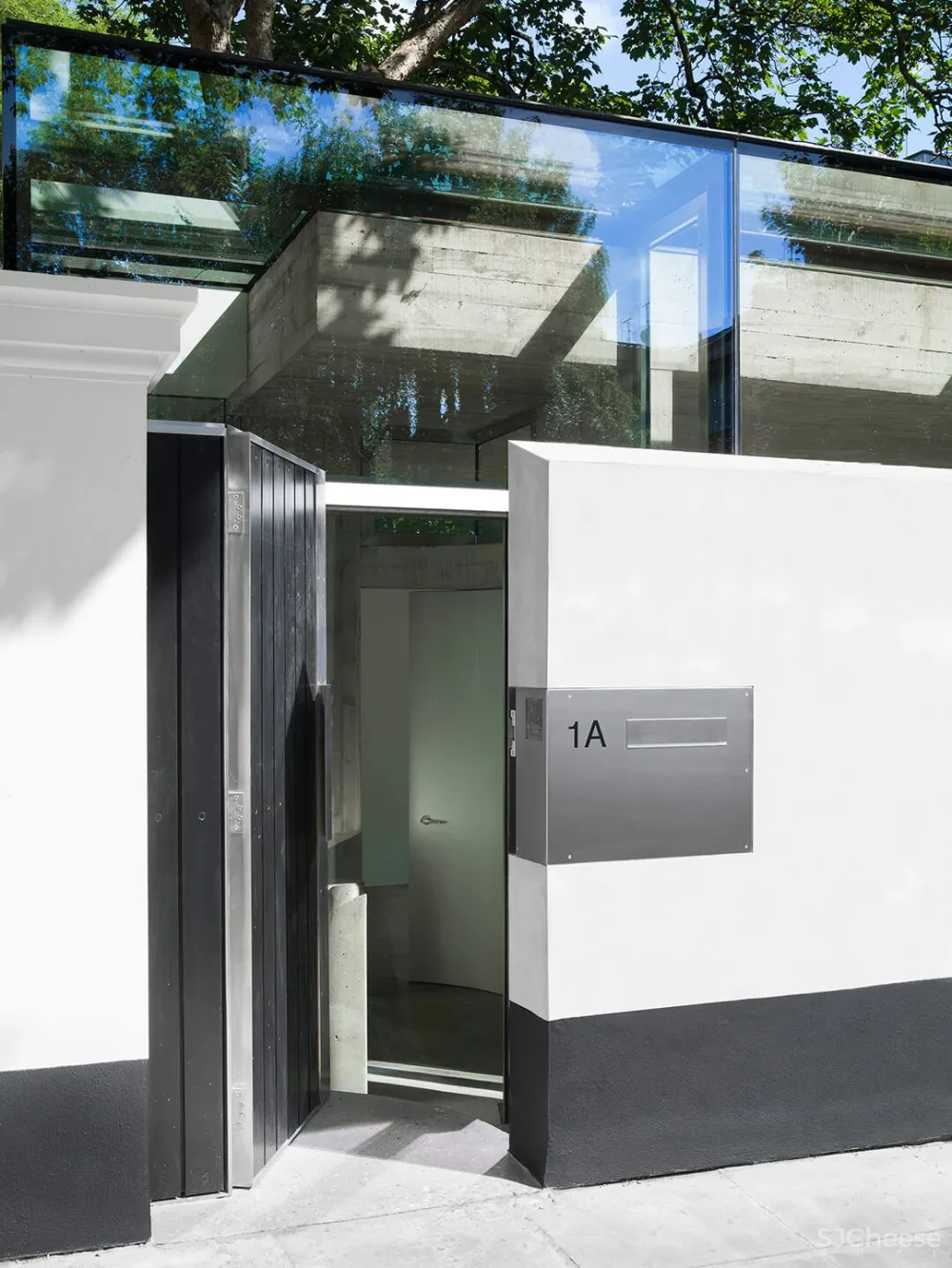 车库爆改成两房两卫丨水磨石和混凝土真的很配