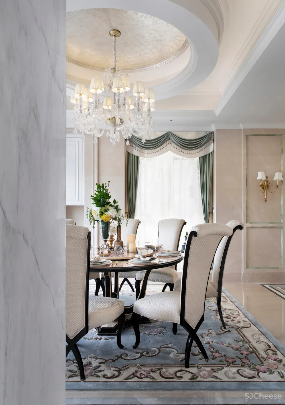 魅无界设计丨颐和山庄别墅:在3000㎡独栋别墅中,聆享优雅法式生活意境