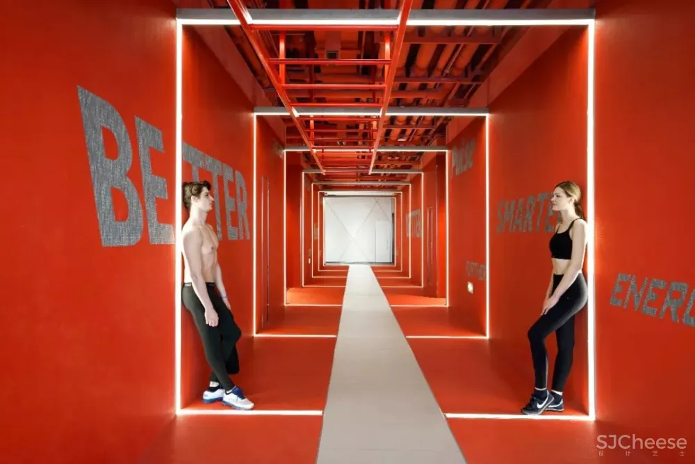 连自成年度力作!复星集团·BFC外滩金融中心空中健身会所