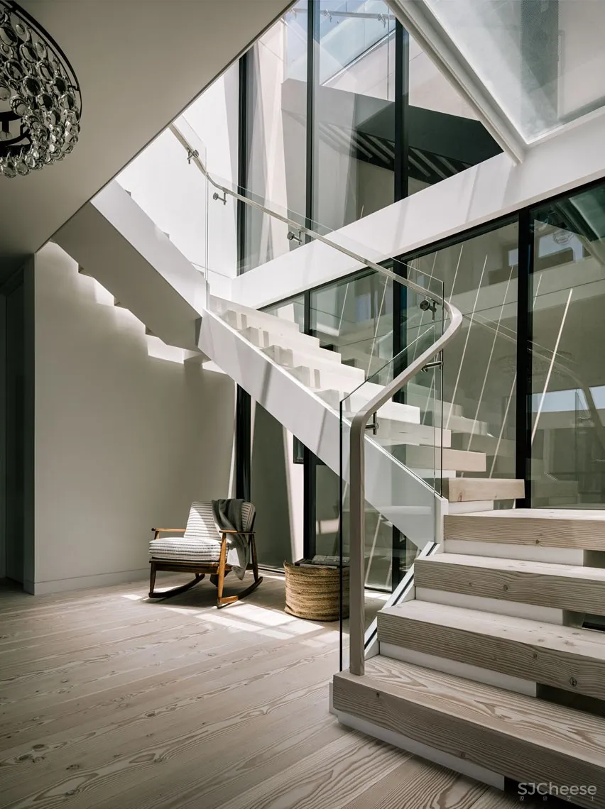 John Maniscalco/提升光与空间的自然品质