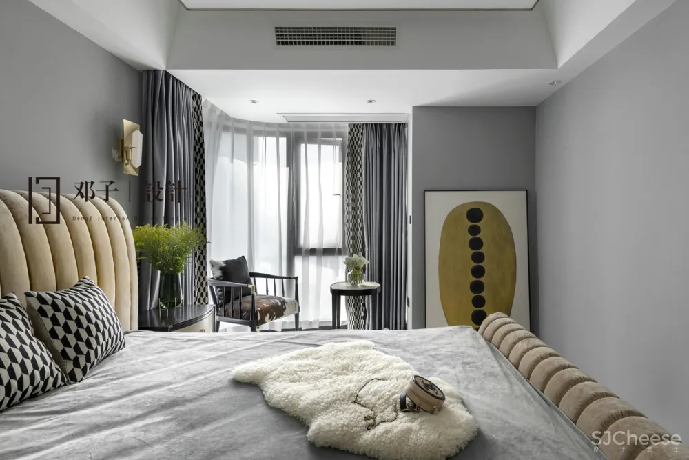 167㎡水晶灯与玛吉斯陀螺椅的完美会面 邓子设计