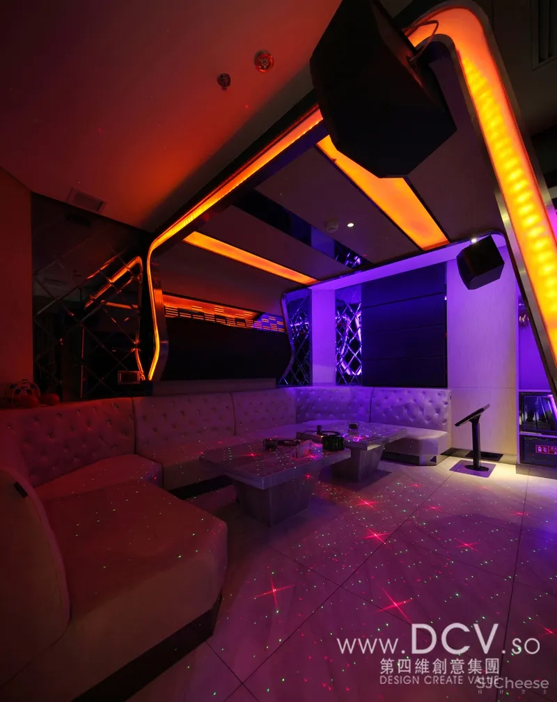 西安 高品质娱乐方糖量贩经典主题情景KTV高端设计