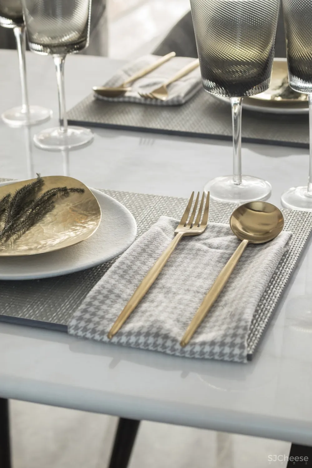 254㎡高级灰顶级样板间设计丨演绎绅士生活格调