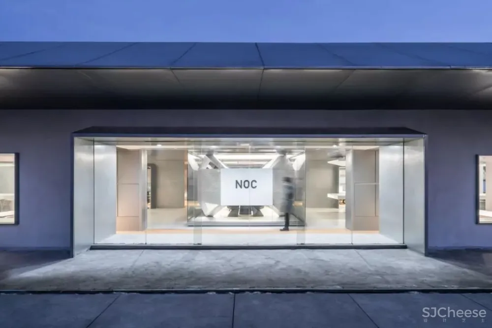 广州珠江新城CBD未来总部办公设计,满满的科技感! 加减智库设计事务所