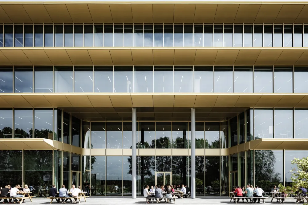 ASICS EMEA新总部,荷兰 / Powerhouse Company + RED Company