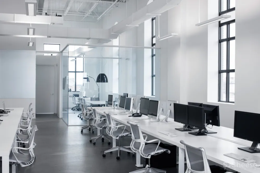 255㎡蒙特利尔蓝色通讯办公室 Anne Sophie Goneau