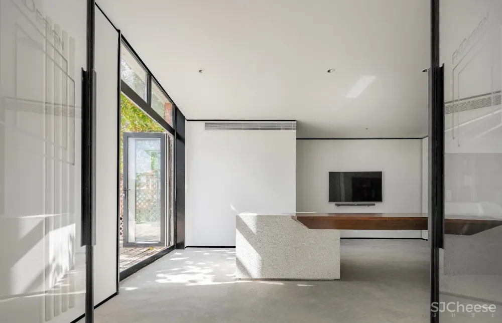 极简主义的高级感丨模糊室内外界线