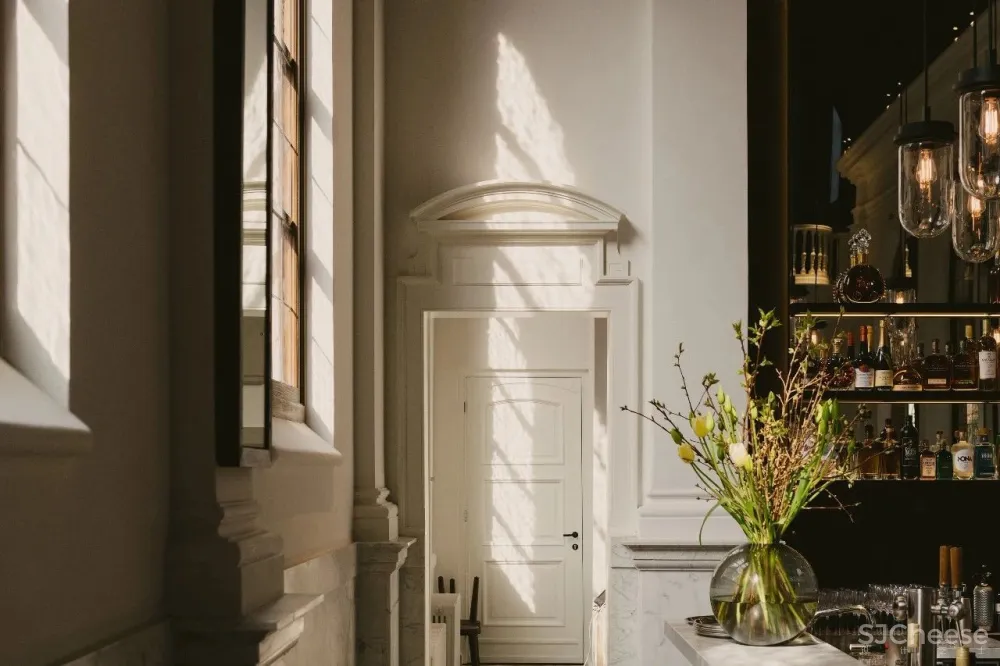 Vincent Van Duysen新作 | AUGust,宁静的城市天堂