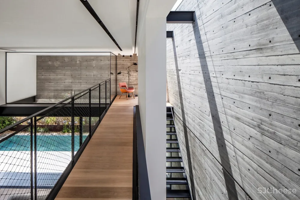 SB 住宅 / Pitsou Kedem Architects