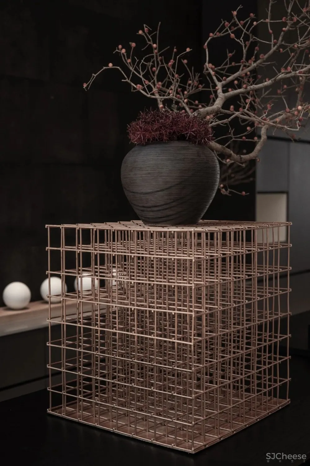 经典黑白灰营造典雅简奢空间