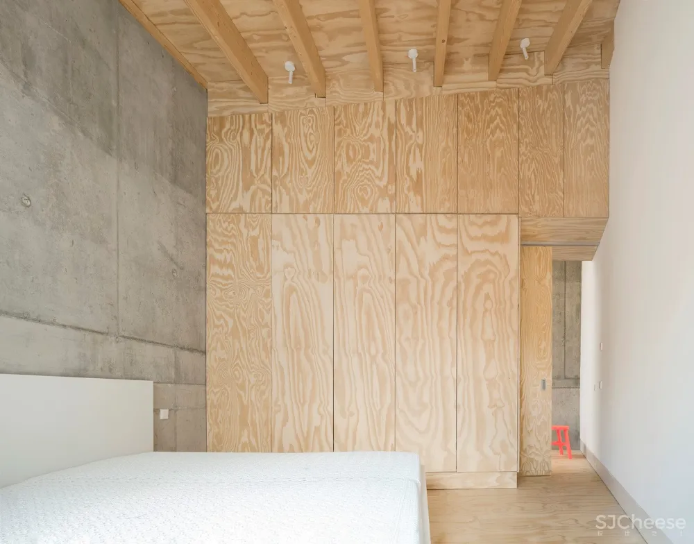 Haus D,顺时针旋转的黑色住宅 / Yonder – Architektur und Design