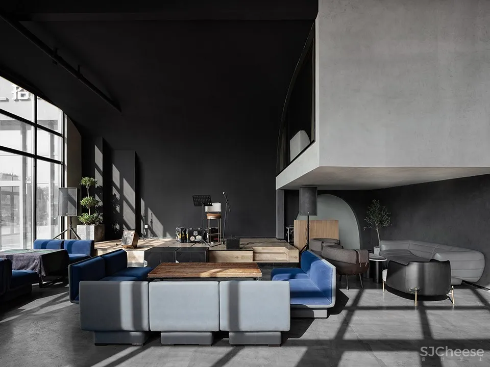 薄荷花园酒吧,河北 / 侯天天+李成+刘晓鲁