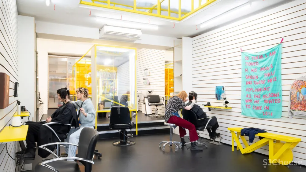 艺术品取代镜子，伦敦DKUK美发沙龙 Sam Jacob Studio