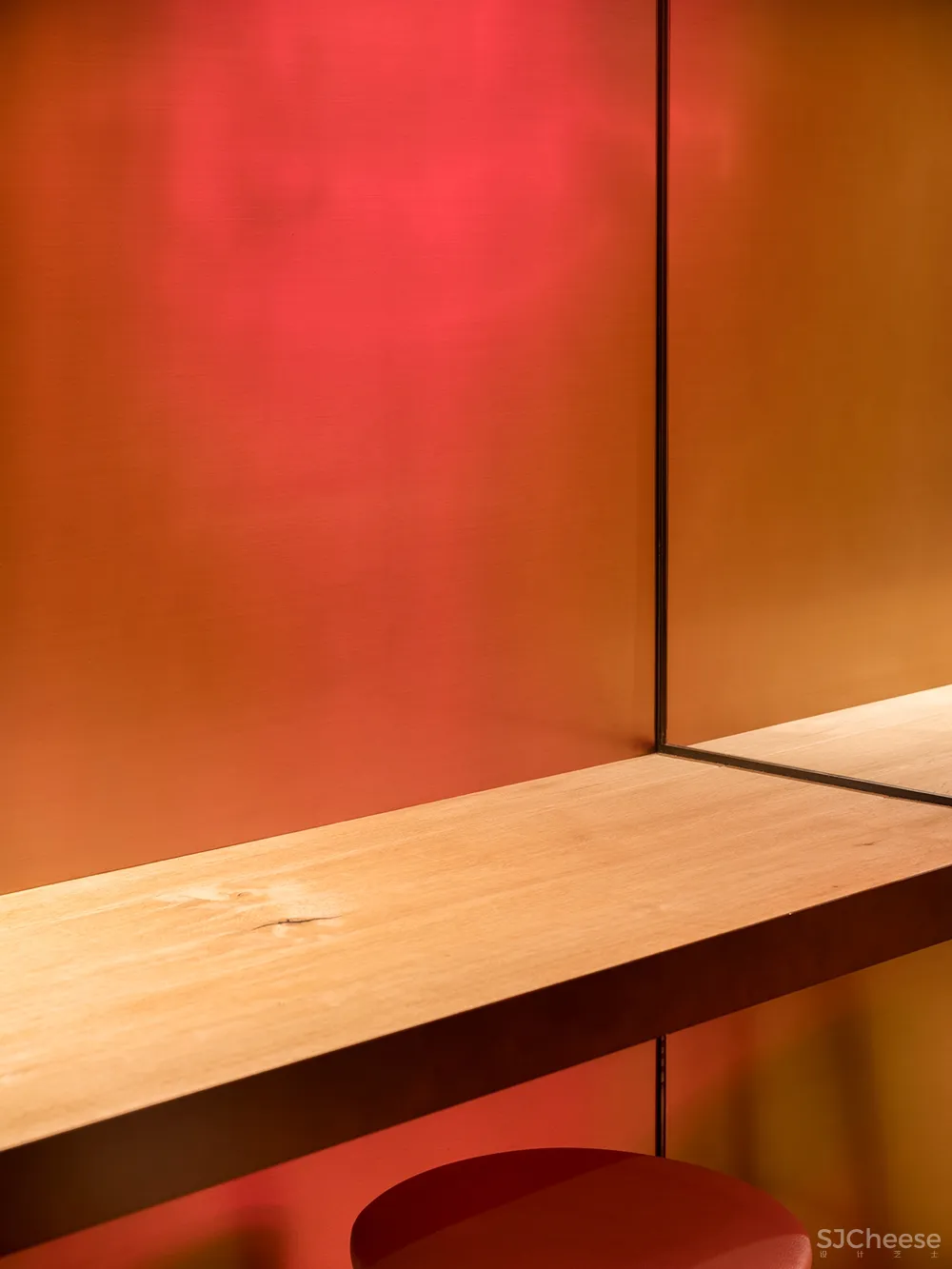 集装箱改造的啤酒吧,在东京尝尝正宗德国味道! I IN Inc.