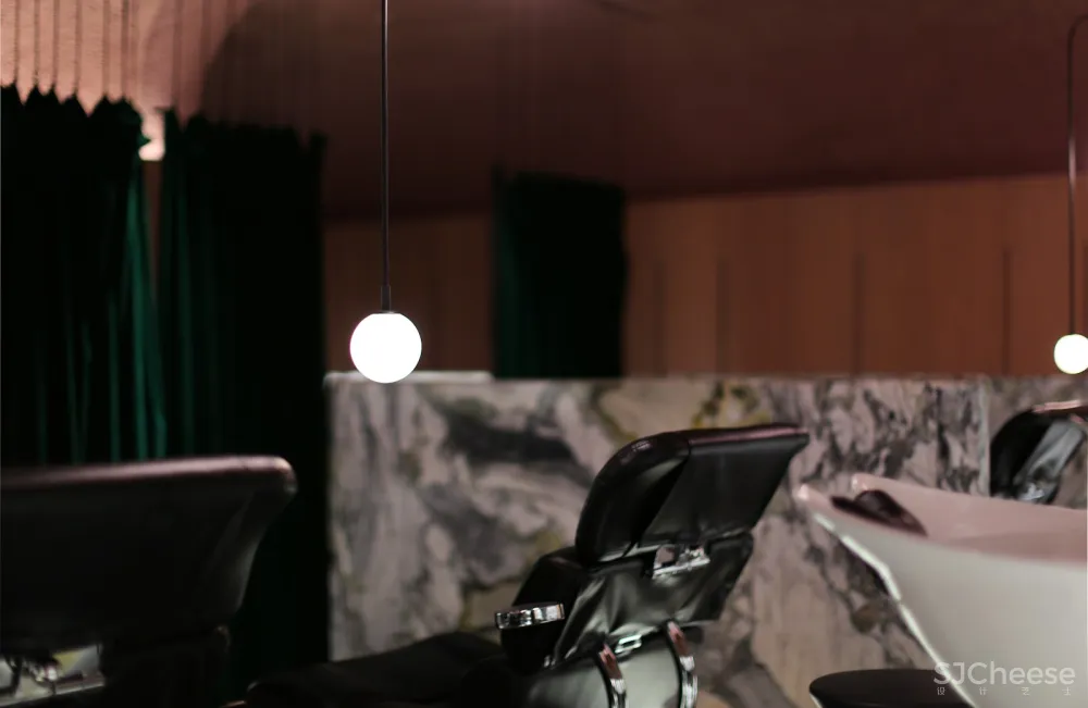 WUWake up 高端美发沙龙 素质传播